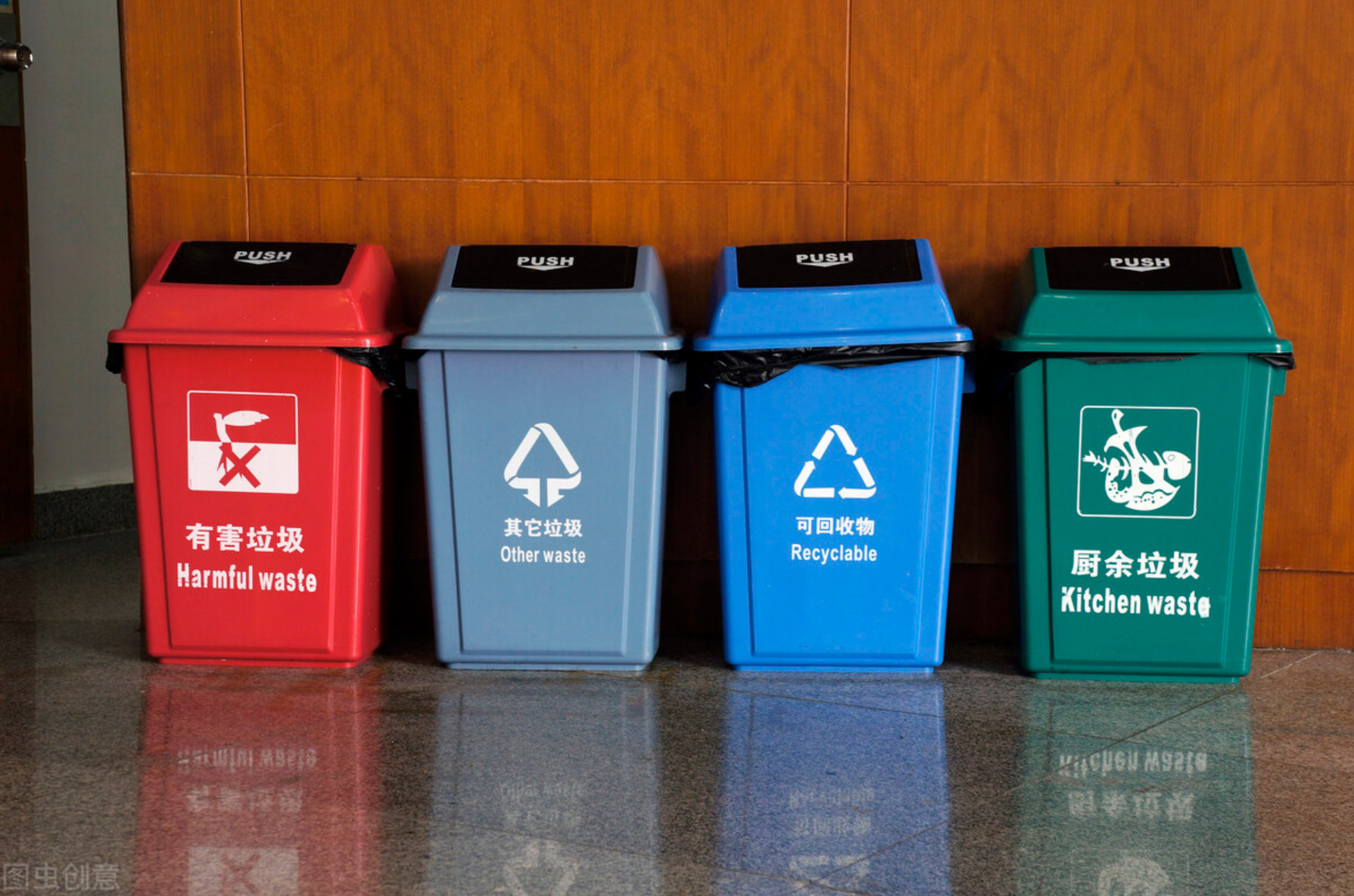 Domestic waste classification RFID management scheme